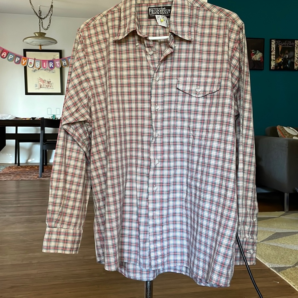 Vintage plaid shirt coolness!